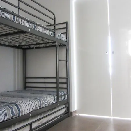 Ferienhaus In Mit Privatem Balkon بيت للعطل Bocacangrejo