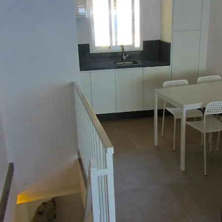 بيت للعطل Ferienhaus In Mit Privatem Balkon