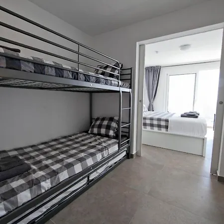 Ferienhaus In Mit Privatem Balkon *